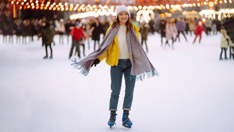 Катки в Москве: сравниваем цены, атмосферу и сервис